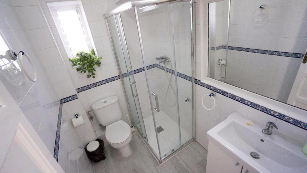 Rentalsevilla Casa Viva Triana ภายนอก รูปภาพ